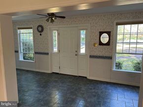 260 Brae Bourn Road, Huntingdon Valley PA 19006