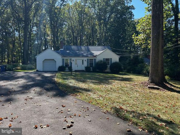 260 Brae Bourn Road, Huntingdon Valley PA 19006