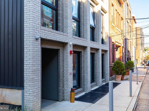 2007 Cambridge Street, Philadelphia PA 19130