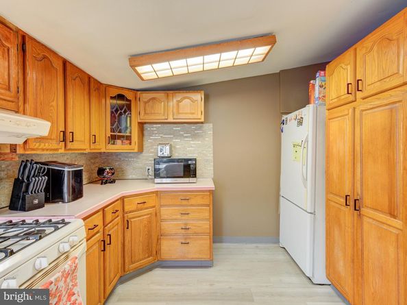 2752 Kirkbride Street, Philadelphia PA 19137