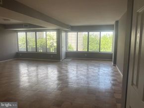 5340 Holmes Run Parkway 405, Alexandria VA 22304