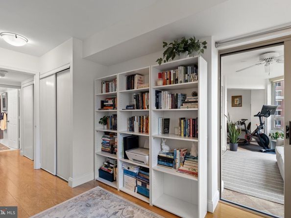 2151 Jamieson Avenue 601, Alexandria VA 22314