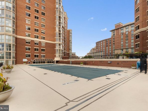 2151 Jamieson Avenue 601, Alexandria VA 22314