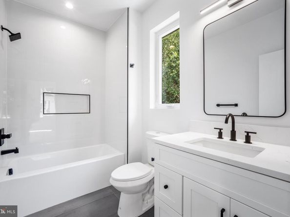 9420 Vernon Drive, Great Falls VA 22066