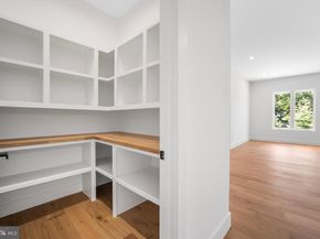 9420 Vernon Drive, Great Falls VA 22066