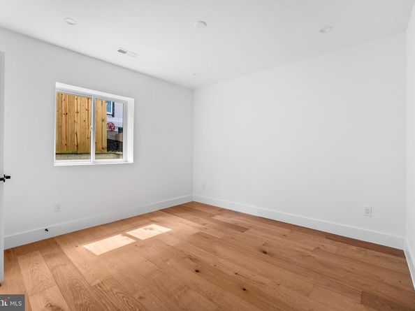 9420 Vernon Drive, Great Falls VA 22066