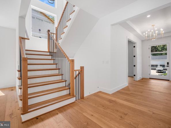 9420 Vernon Drive, Great Falls VA 22066