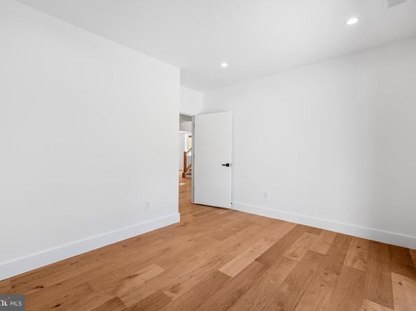 9420 Vernon Drive, Great Falls VA 22066