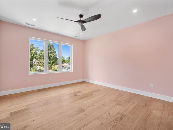 9420 Vernon Drive, Great Falls VA 22066