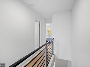 725 S 15TH Street, Philadelphia PA 19146