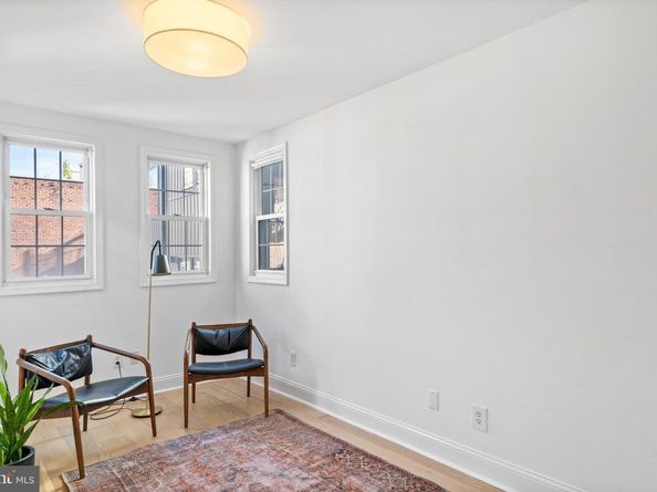 725 S 15TH Street, Philadelphia PA 19146