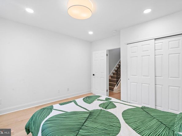 725 S 15TH Street, Philadelphia PA 19146