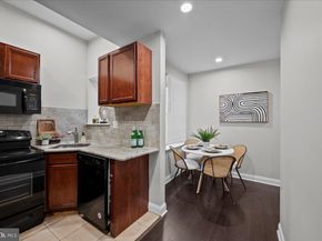 1325 N Franklin Street, Philadelphia PA 19122