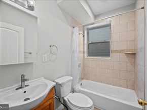 1325 N Franklin Street, Philadelphia PA 19122