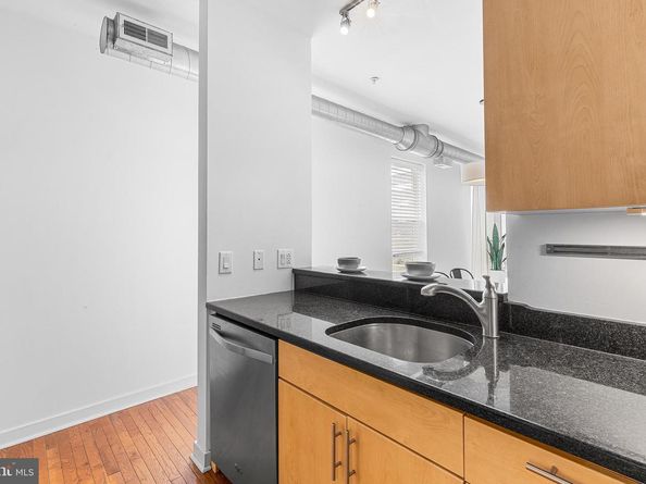 712 N 2nd Street 34, Philadelphia PA 19123