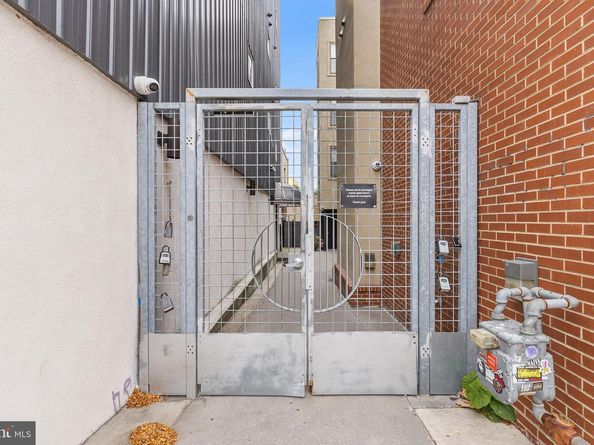 712 N 2nd Street 34, Philadelphia PA 19123