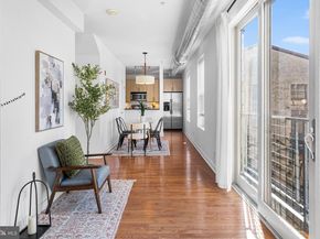 712 N 2nd Street 34, Philadelphia PA 19123