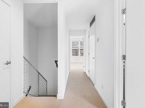 712 N 2nd Street 34, Philadelphia PA 19123