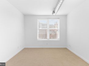 712 N 2nd Street 34, Philadelphia PA 19123