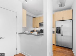 712 N 2nd Street 34, Philadelphia PA 19123