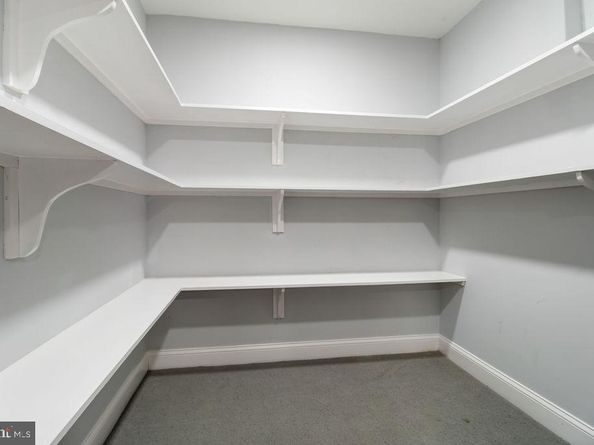 3100 N Glebe Road, Arlington VA 22207