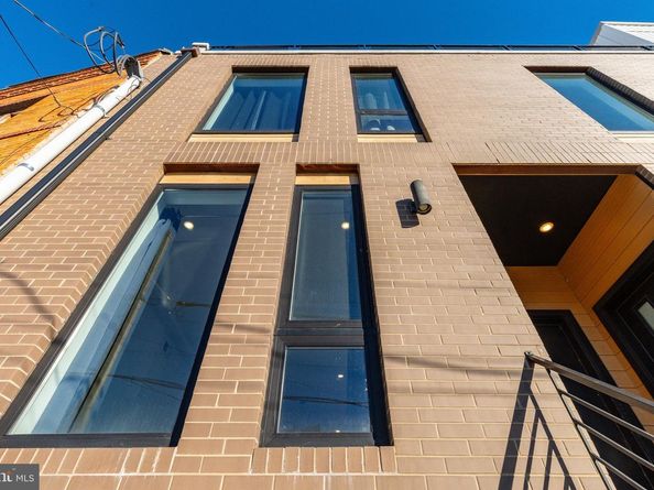 1735 S 23rd Street, Philadelphia PA 19145
