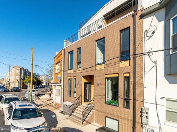 1735 S 23rd Street, Philadelphia PA 19145