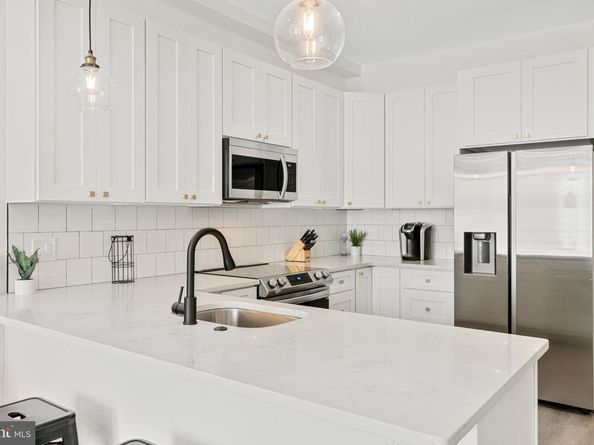 1735 S 23rd Street, Philadelphia PA 19145