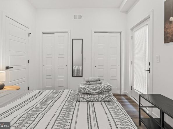 1735 S 23rd Street, Philadelphia PA 19145