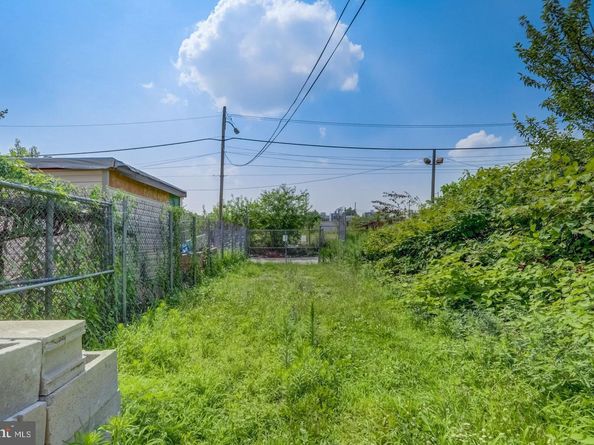1912 N 2nd Street, Philadelphia PA 19122