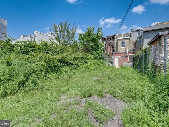 1912 N 2nd Street, Philadelphia PA 19122