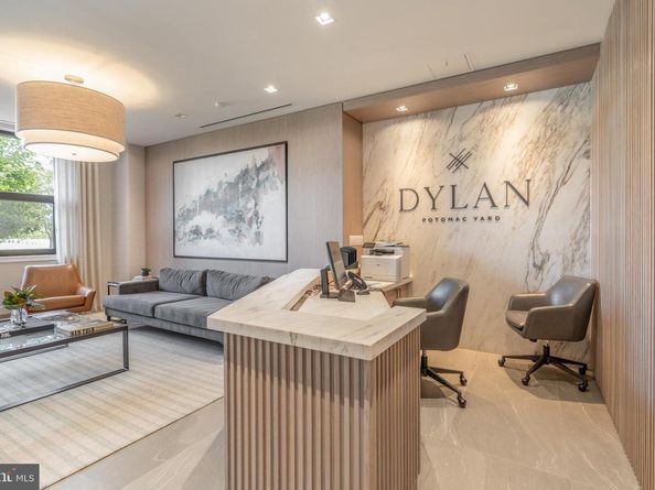 737 Swann Avenue 504, Alexandria VA 22301