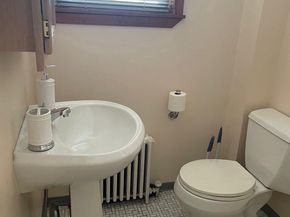 2615 E Allegheny Avenue, Philadelphia PA 19134