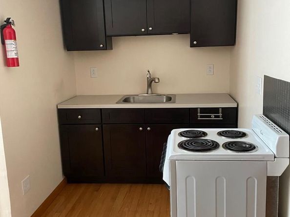 2615 E Allegheny Avenue, Philadelphia PA 19134