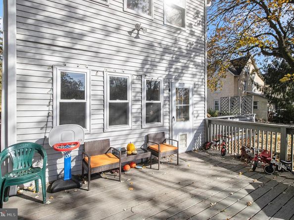 7710 Queen Street, Glenside PA 19038