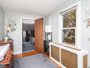 7710 Queen Street, Glenside PA 19038