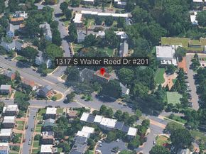 1317 S Walter Reed Drive 17201, Arlington VA 22204