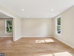 1723 Riverview Road, Gladwyne PA 19035