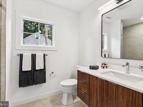 1723 Riverview Road, Gladwyne PA 19035