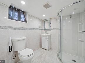 1039 W Russell Street, Philadelphia PA 19140