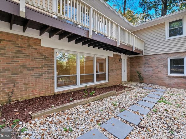 6829 Cherry Lane, Annandale VA 22003