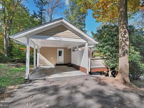 6829 Cherry Lane, Annandale VA 22003