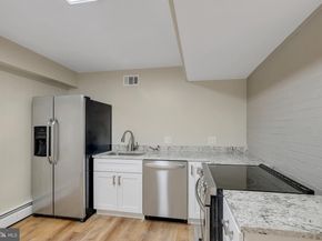 6829 Cherry Lane, Annandale VA 22003