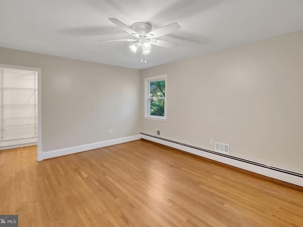 6829 Cherry Lane, Annandale VA 22003