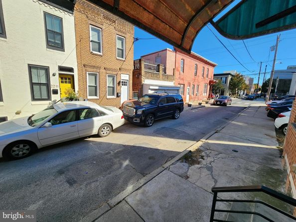 2212 Sears Street, Philadelphia PA 19146