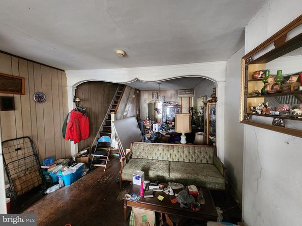 2212 Sears Street, Philadelphia PA 19146