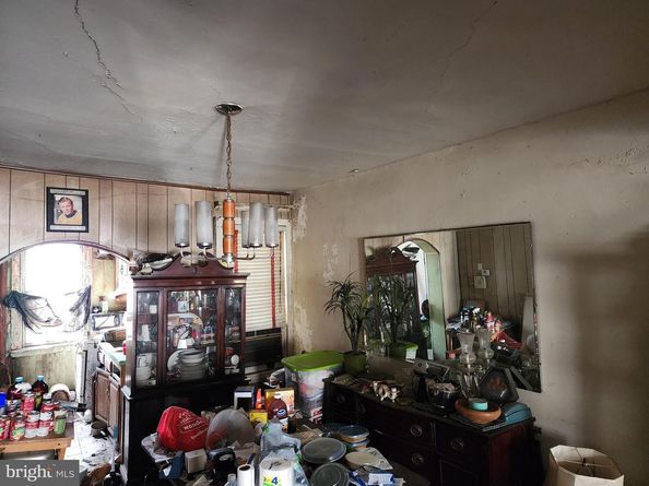 2212 Sears Street, Philadelphia PA 19146