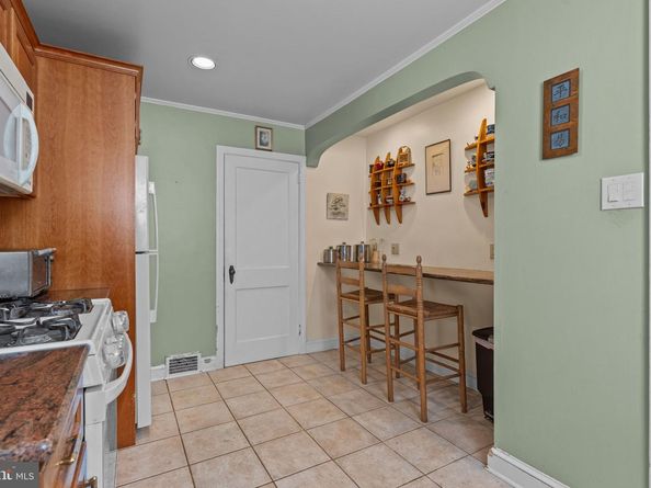 204 Runnymede Avenue, Jenkintown PA 19046