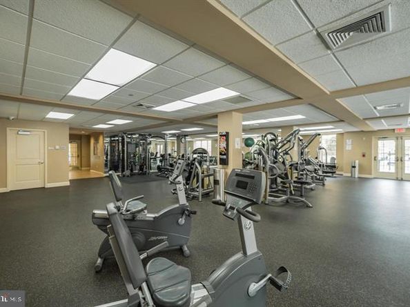 610 Captains Way, Philadelphia PA 19146