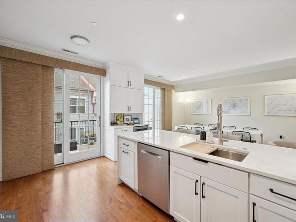 610 Captains Way, Philadelphia PA 19146